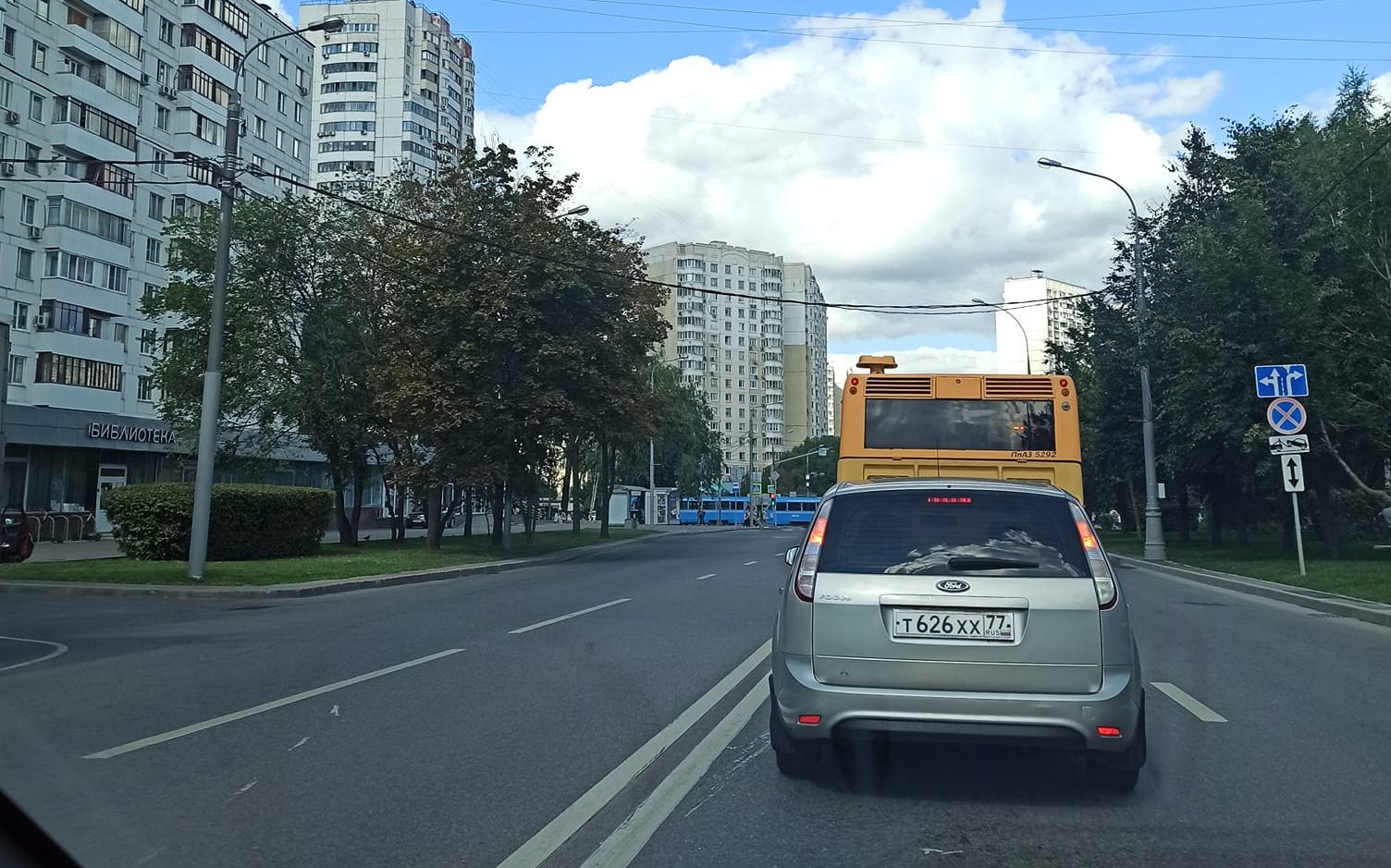 Светофоры проверят на перекрёстке улиц Героев Панфиловцев и Туристской 