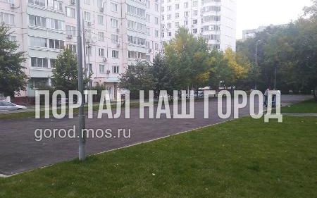 Благоустройство площадки на улице Героев Панфиловцев завершится до 20 октября